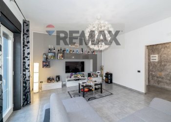 Soggiorno - Quadrilocale Via Napoli
 
37, Misterbianco - foto 4