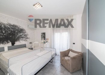 Camera / camera da letto - Quadrilocale Via Napoli
 
37, Misterbianco - foto 6