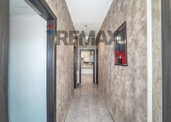 Hall / corridoio - Quadrilocale Via Napoli
 
37, Misterbianco - foto 12