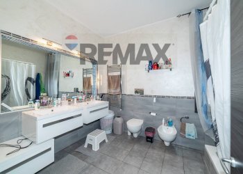 Bagno - Quadrilocale Via Napoli
 
37, Misterbianco - foto 15