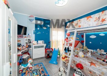 Camera / camera da letto - Quadrilocale Via Napoli
 
37, Misterbianco - foto 18