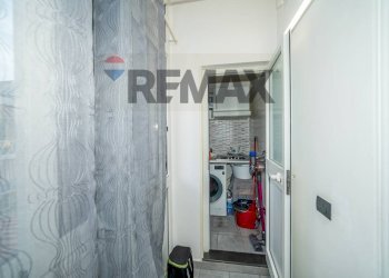 Lavanderia - Quadrilocale Via Napoli
 
37, Misterbianco - foto 23