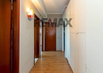 Hall / corridoio - Apartment viale nitta
 
14, Catania - photo 28