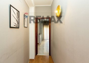 Hall / corridoio - Apartment viale nitta
 
14, Catania - photo 32