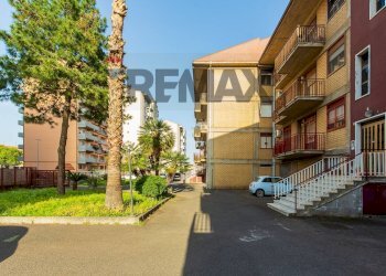 Edificio all\'aperto - Apartment viale nitta
 
14, Catania - photo 60