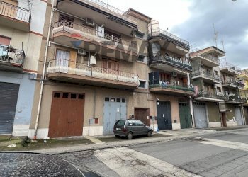 Edificio all\'aperto - Appartamento Via Umberto I
 
289, Militello in Val di Catania - foto 5