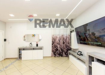 Soggiorno - Three-room apartment Salvatore Carnevale
 
35, Belpasso - photo 3