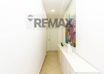 Hall / corridoio - Three-room apartment Salvatore Carnevale
 
35, Belpasso - photo 13