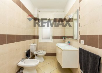 Bagno - Three-room apartment Salvatore Carnevale
 
35, Belpasso - photo 23