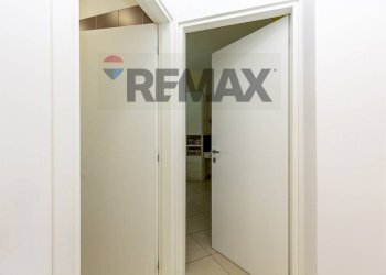 Hall / corridoio - Three-room apartment Salvatore Carnevale
 
35, Belpasso - photo 27