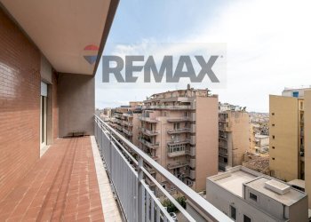 Balcone - Apartment Via Ardizzone Gioeni
 
6, Catania - photo 7