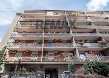 Edificio all\'aperto - Apartment Via Ardizzone Gioeni
 
6, Catania - photo 25