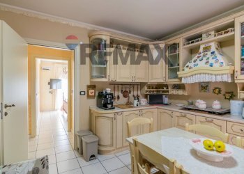 Cucina - Four-room apartment corso san vito
 
174, Mascalucia - photo 11