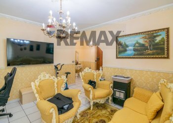 Soggiorno - Four-room apartment corso san vito
 
174, Mascalucia - photo 20