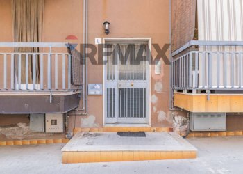 Edificio all\'aperto - Four-room apartment corso san vito
 
174, Mascalucia - photo 24