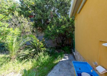 Giardino - Casa indipendente Via S. Antonio
 
65, Villafranca Tirrena - foto 7