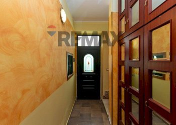Hall / corridoio - Casa indipendente Via S. Antonio
 
65, Villafranca Tirrena - foto 11