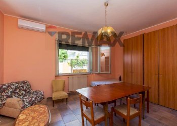 Sala da pranzo - Casa indipendente Via S. Antonio
 
65, Villafranca Tirrena - foto 19