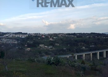 Edificio all\'aperto - Villa Contrada Piano Marino
 
snc, Piazza Armerina - foto 13