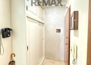 Hall / corridoio - Three-room apartment Via Giosuè Carducci
 
21, Piazza Armerina - photo 8