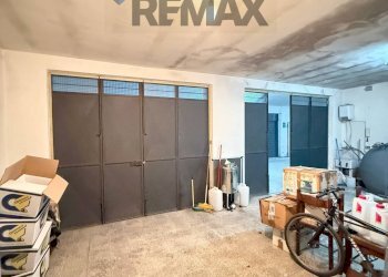 Dispensa di stoccaggio - Three-room apartment Via Giosuè Carducci
 
21, Piazza Armerina - photo 30