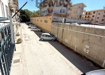 Edificio all\'aperto - Three-room apartment Via Giosuè Carducci
 
21, Piazza Armerina - photo 38