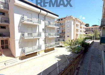 Edificio all\'aperto - Three-room apartment Via Giosuè Carducci
 
21, Piazza Armerina - photo 39