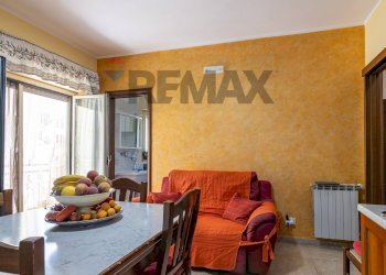 Sala da pranzo - Three-room apartment Via Giosuè Carducci
 
21, Piazza Armerina - photo 3