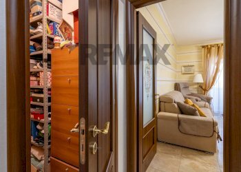 Soggiorno - Three-room apartment Via Giosuè Carducci
 
21, Piazza Armerina - photo 19