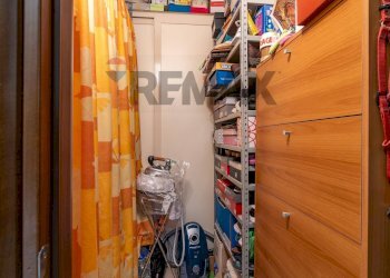 Dispensa di stoccaggio - Three-room apartment Via Giosuè Carducci
 
21, Piazza Armerina - photo 21
