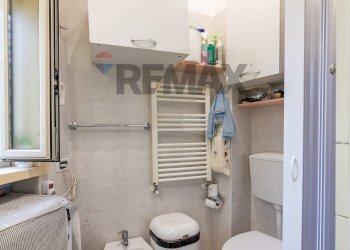 Bagno - Three-room apartment Via Giosuè Carducci
 
21, Piazza Armerina - photo 34