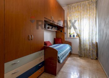 Camera / camera da letto - Three-room apartment Via Giosuè Carducci
 
21, Piazza Armerina - photo 40
