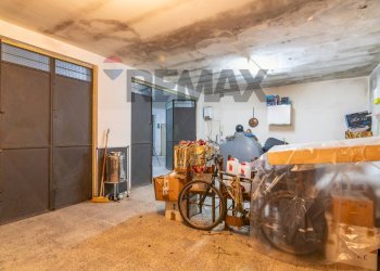 Dispensa di stoccaggio - Three-room apartment Via Giosuè Carducci
 
21, Piazza Armerina - photo 46