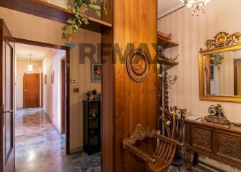 Hall / corridoio - Apartment Via Vitaliano Brancati
 
20, Catania - photo 6