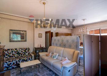 Soggiorno - Apartment Via Vitaliano Brancati
 
20, Catania - photo 16