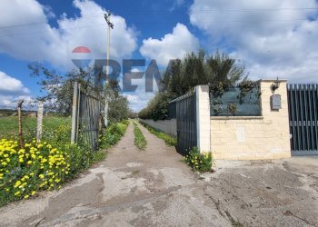 ingresso comune - Agricultural land SP15 & SP135
 
snc, Belpasso - photo 1