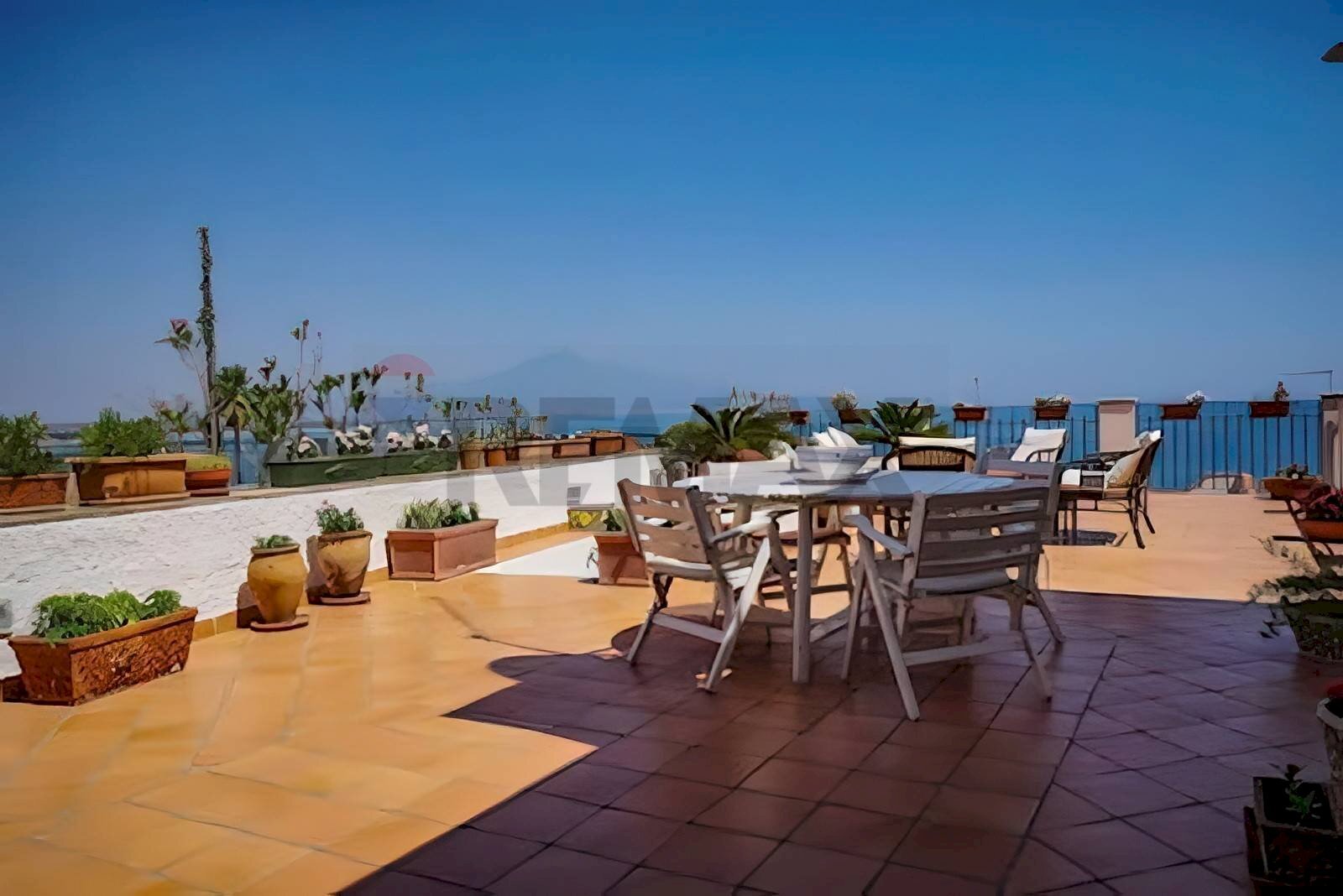 Terrazza - Villa Contrada Agnone Baia del Riccio
snc, Augusta - foto 2