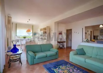 Sala da pranzo - Villa Contrada Agnone Baia del Riccio
 
snc, Augusta - foto 11