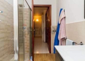 Bagno - Trilocale via Cordovado
 
77, Acireale - foto 15