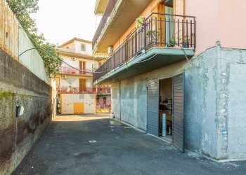 Edificio all\'aperto - Trilocale via Cordovado
 
77, Acireale - foto 36