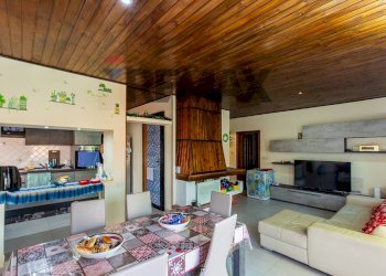 Sala da pranzo - Quadrilocale Via Cassiopea
 
30, Catania - foto 12