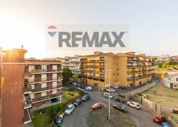 Edificio all\'aperto - Quadrilocale Via Cassiopea
 
30, Catania - foto 24