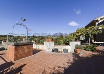 Terrazza - Villa Via Croce Del Sud
 
2, Catania - foto 7