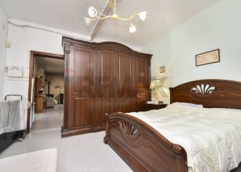 Camera / camera da letto - Villa Via Croce Del Sud
 
2, Catania - foto 12