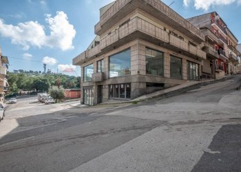 Edificio all\'aperto - Independent house Via Ugo Foscolo
 
18, Ramacca - photo 2