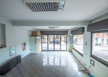 Stanza vuota - Independent house Via Ugo Foscolo
 
18, Ramacca - photo 10