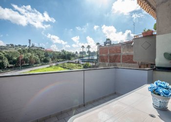 Balcone - Independent house Via Ugo Foscolo
 
18, Ramacca - photo 14