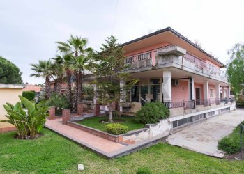 Casa all\'aperto - Villa Via delle Campanelle
 
23, Mascalucia - foto 1