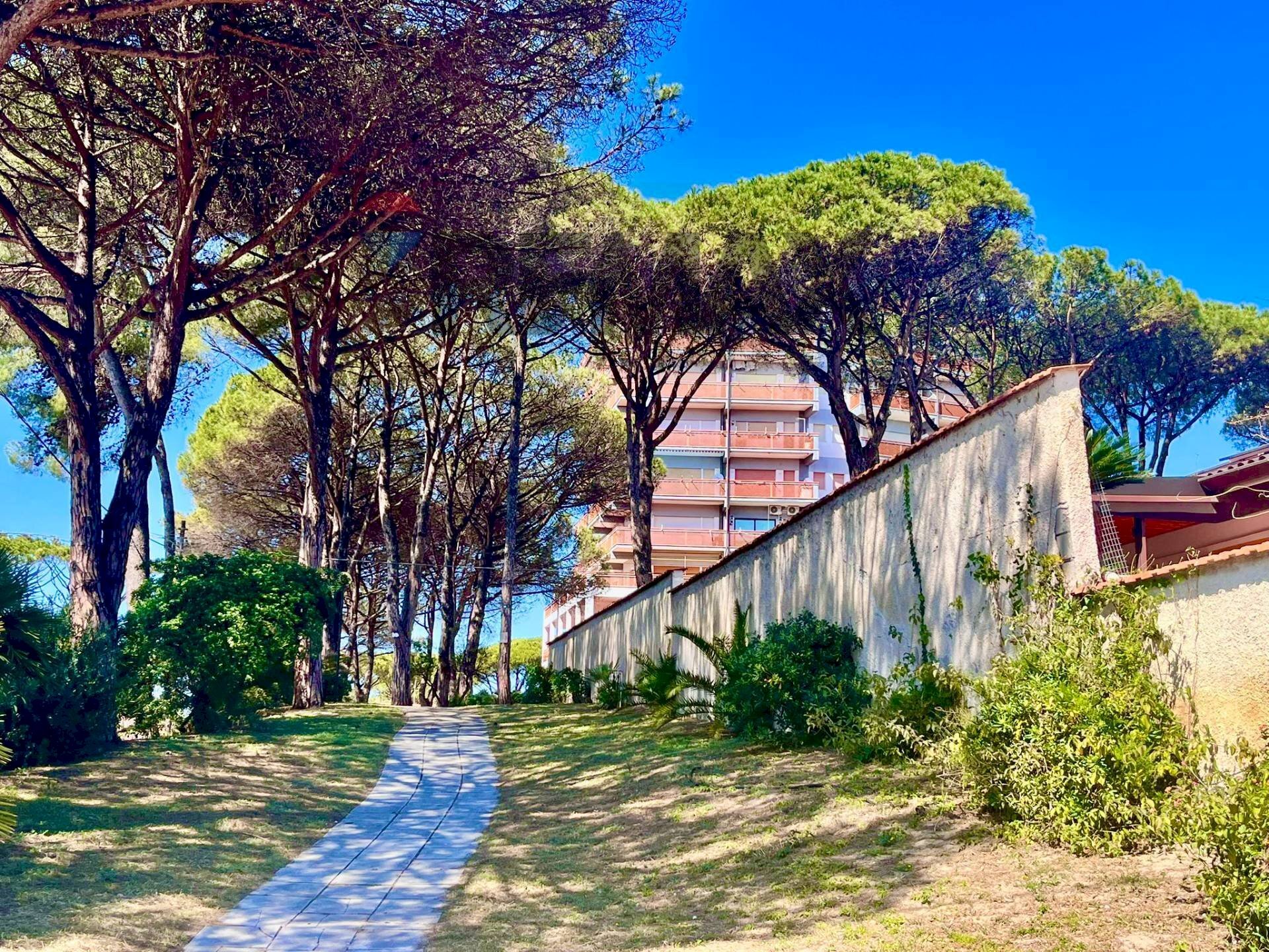 Edificio - Appartamento Via di Terracina
 
144, San Felice Circeo - foto 3