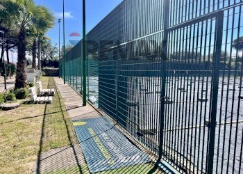 Campi da tennis - Appartamento Via di Terracina
 
144, San Felice Circeo - foto 36